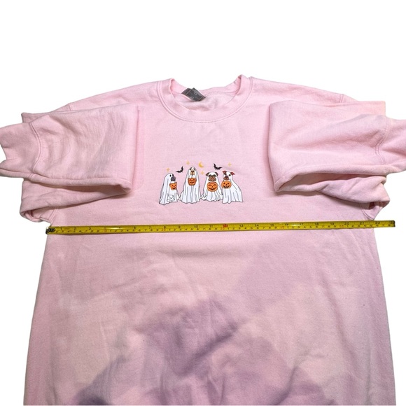 Gildan- Pink spooky dogs sweatshirt- size Med EUC - Picture 5 of 10